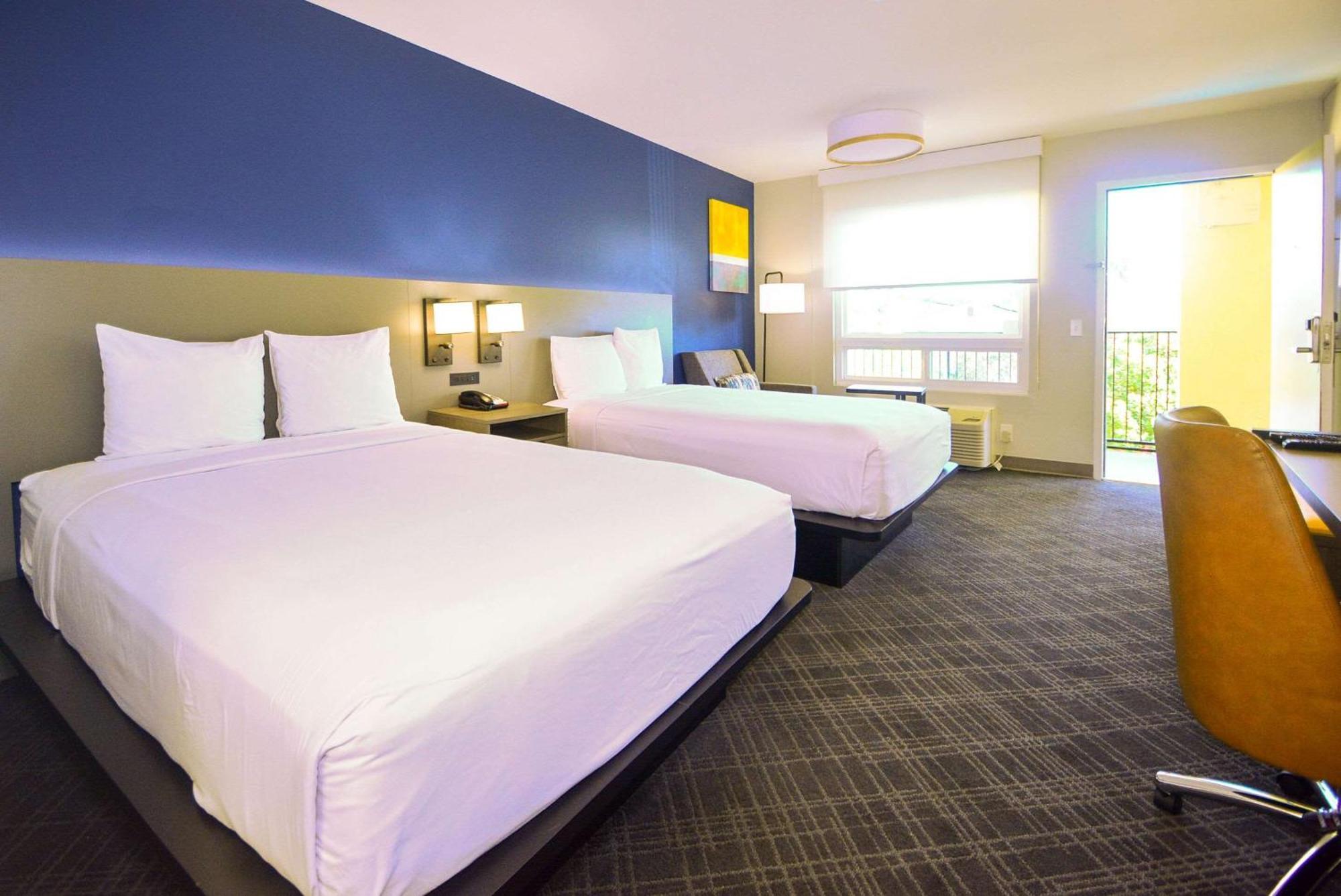 Comfort Inn Encinitas Near Legoland Exterior photo